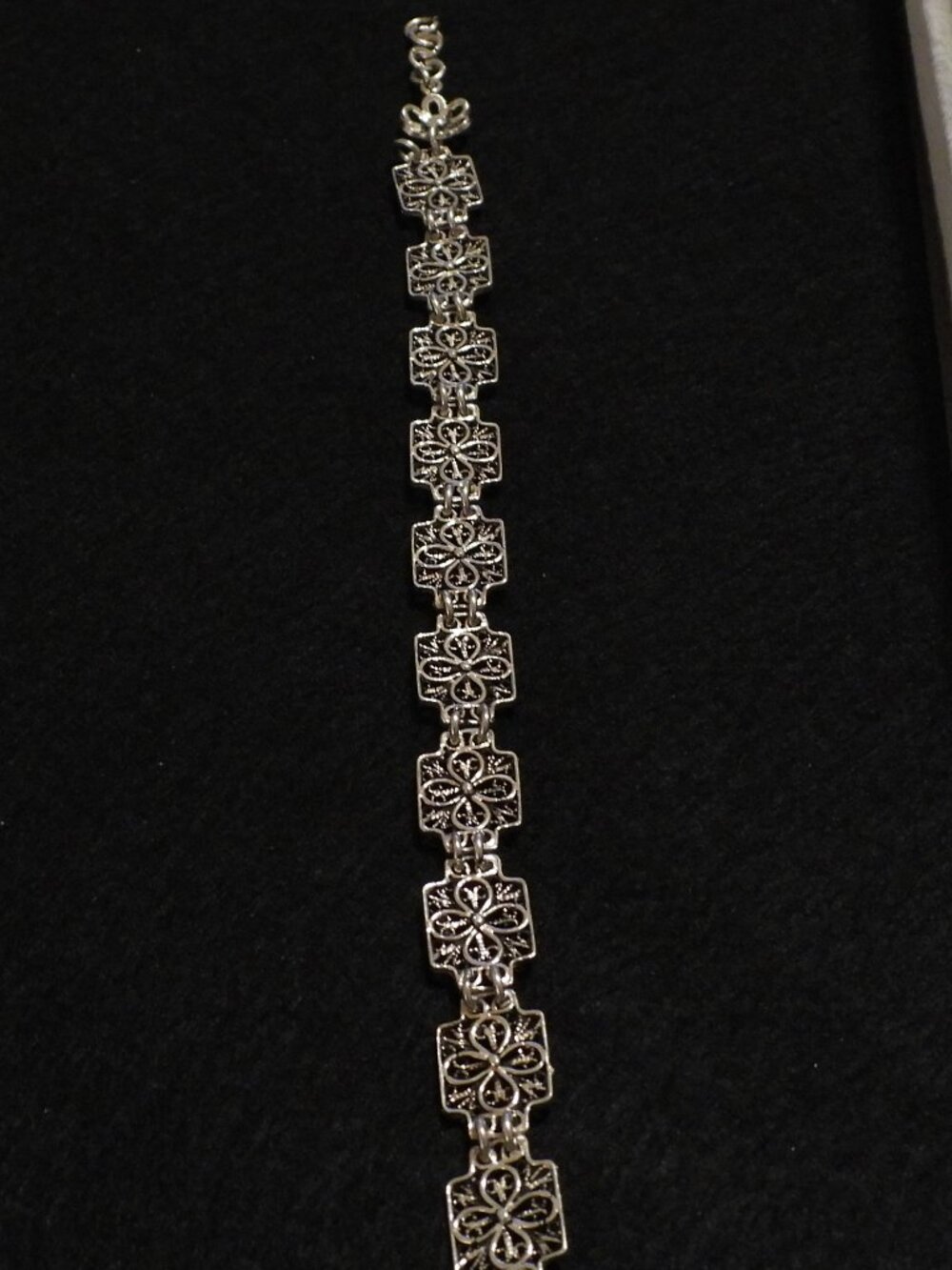 Vintage Ornate Design Bracelet